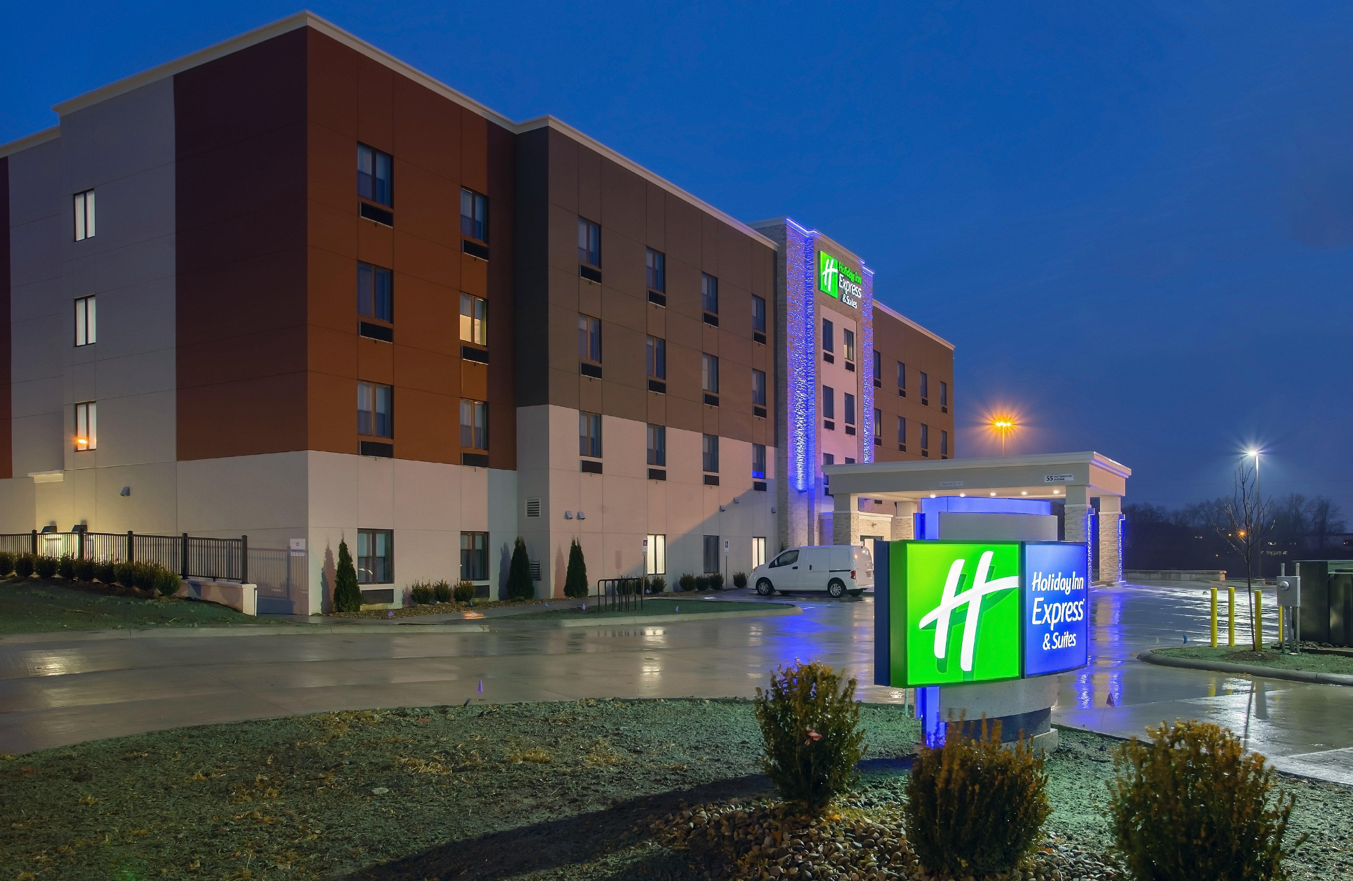 Holiday Inn Express & Suites - Columbus - Worthington By Ihg Zewnętrze zdjęcie